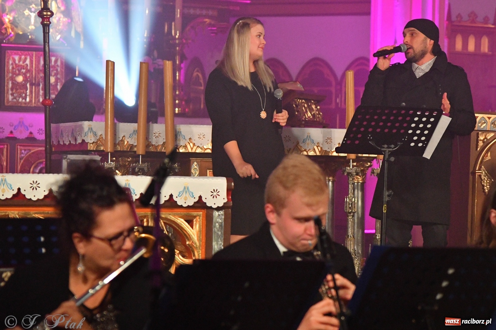 Zdjęcie w galerii na portalu naszraciborz.pl: Totus Tuus. Koncert papieski na Ostrogu [WIDEO] wiadomości z regionu