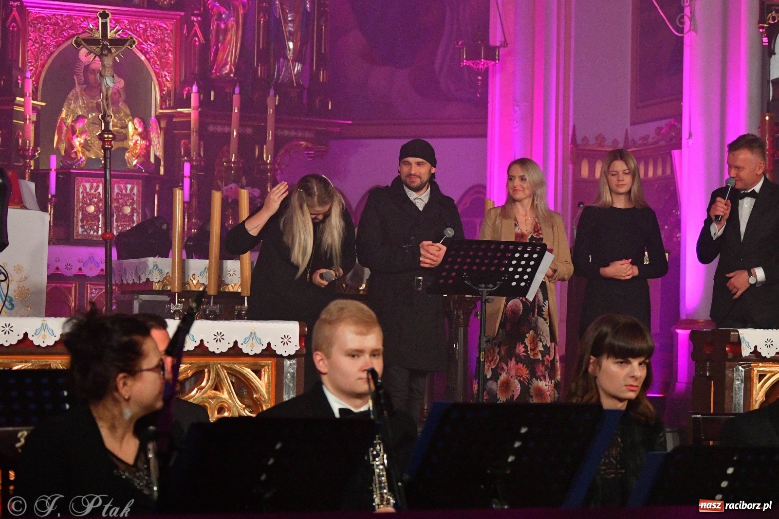 Zdjęcie w galerii na portalu naszraciborz.pl: Totus Tuus. Koncert papieski na Ostrogu [WIDEO] wiadomości z regionu