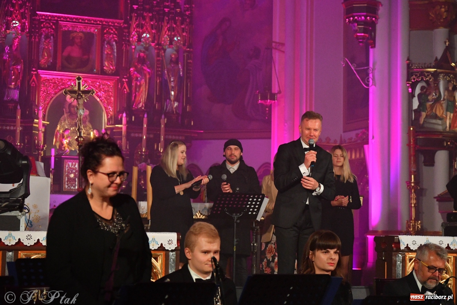 Zdjęcie w galerii na portalu naszraciborz.pl: Totus Tuus. Koncert papieski na Ostrogu [WIDEO] wiadomości z regionu