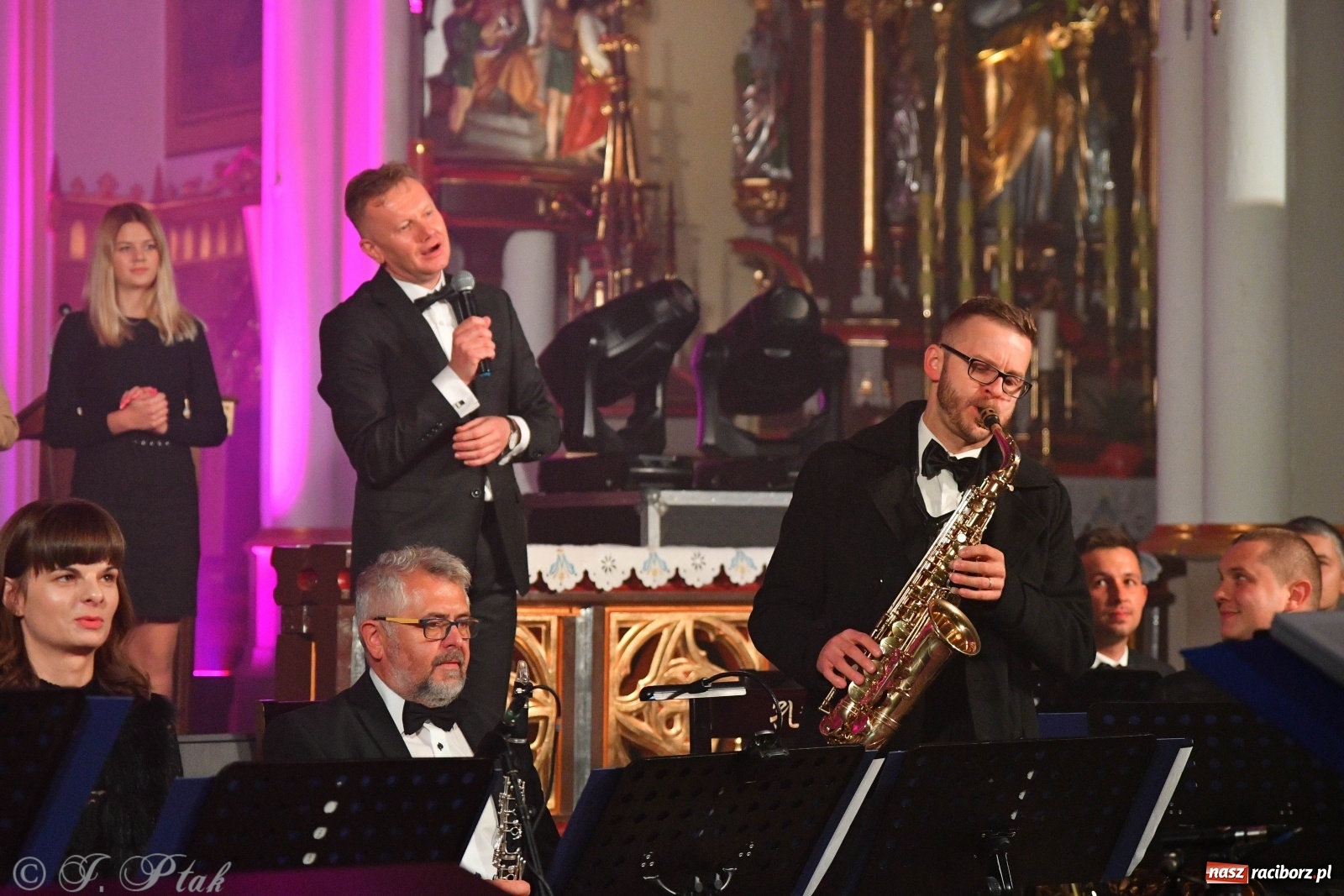 Zdjęcie w galerii na portalu naszraciborz.pl: Totus Tuus. Koncert papieski na Ostrogu [WIDEO] wiadomości z regionu