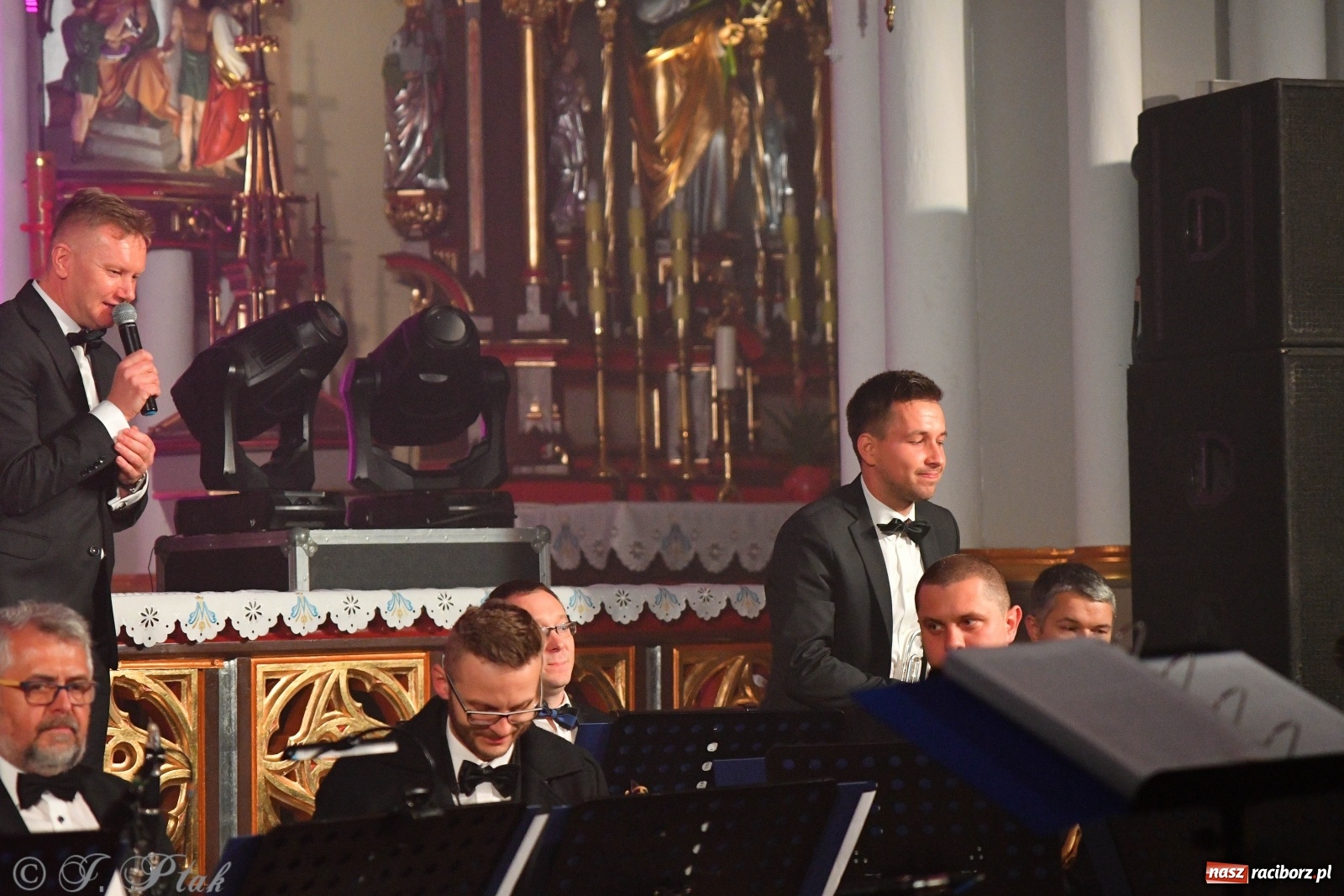 Zdjęcie w galerii na portalu naszraciborz.pl: Totus Tuus. Koncert papieski na Ostrogu [WIDEO] wiadomości z regionu