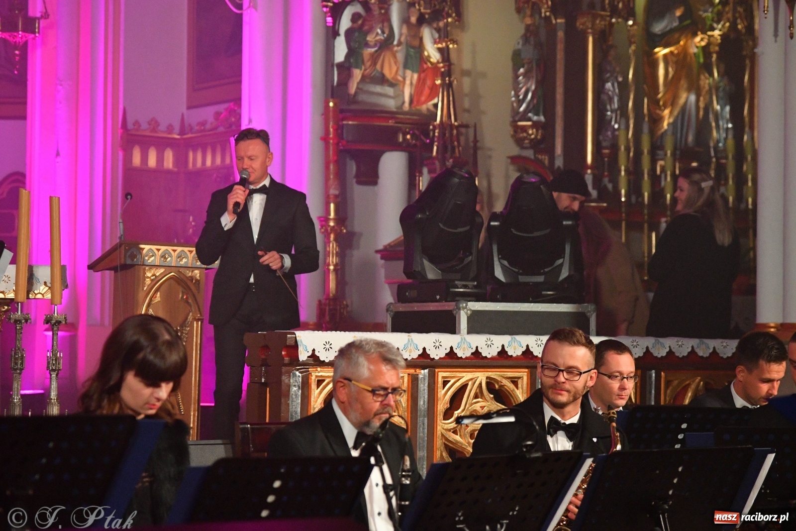 Zdjęcie w galerii na portalu naszraciborz.pl: Totus Tuus. Koncert papieski na Ostrogu [WIDEO] wiadomości z regionu