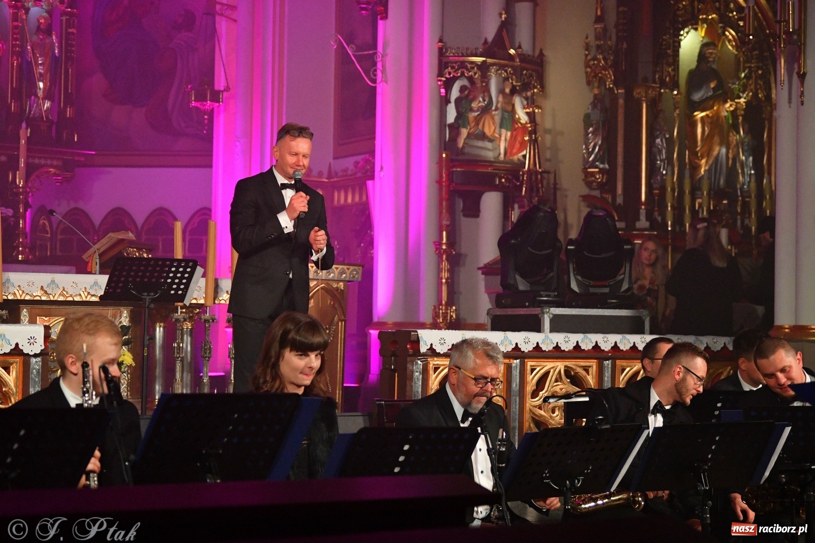 Zdjęcie w galerii na portalu naszraciborz.pl: Totus Tuus. Koncert papieski na Ostrogu [WIDEO] wiadomości z regionu