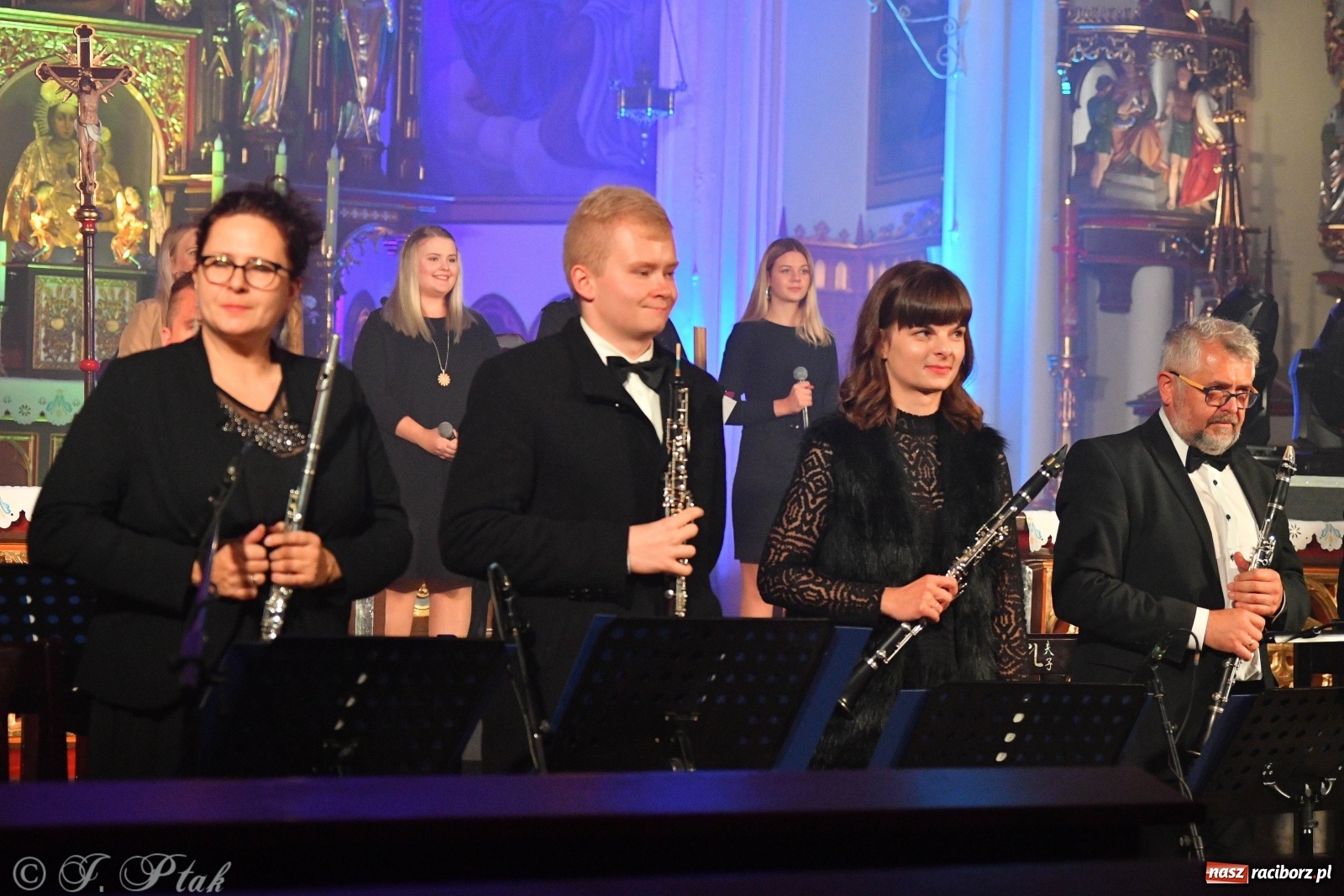 Zdjęcie w galerii na portalu naszraciborz.pl: Totus Tuus. Koncert papieski na Ostrogu [WIDEO] wiadomości z regionu