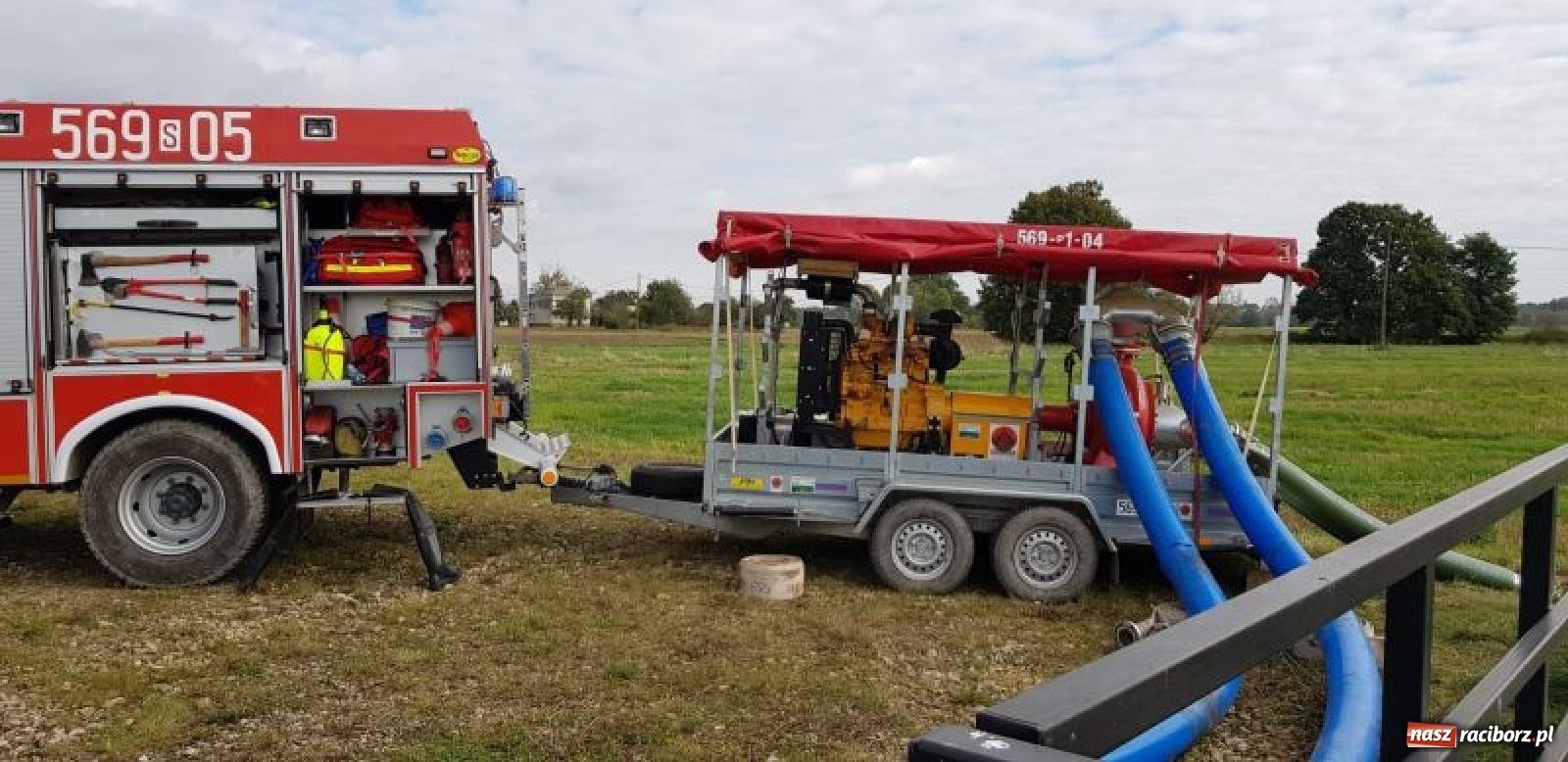 Zdjęcie w galerii na portalu naszraciborz.pl: Raport 998. Strażacki weekend pod znakiem pompowań wiadomości z regionu