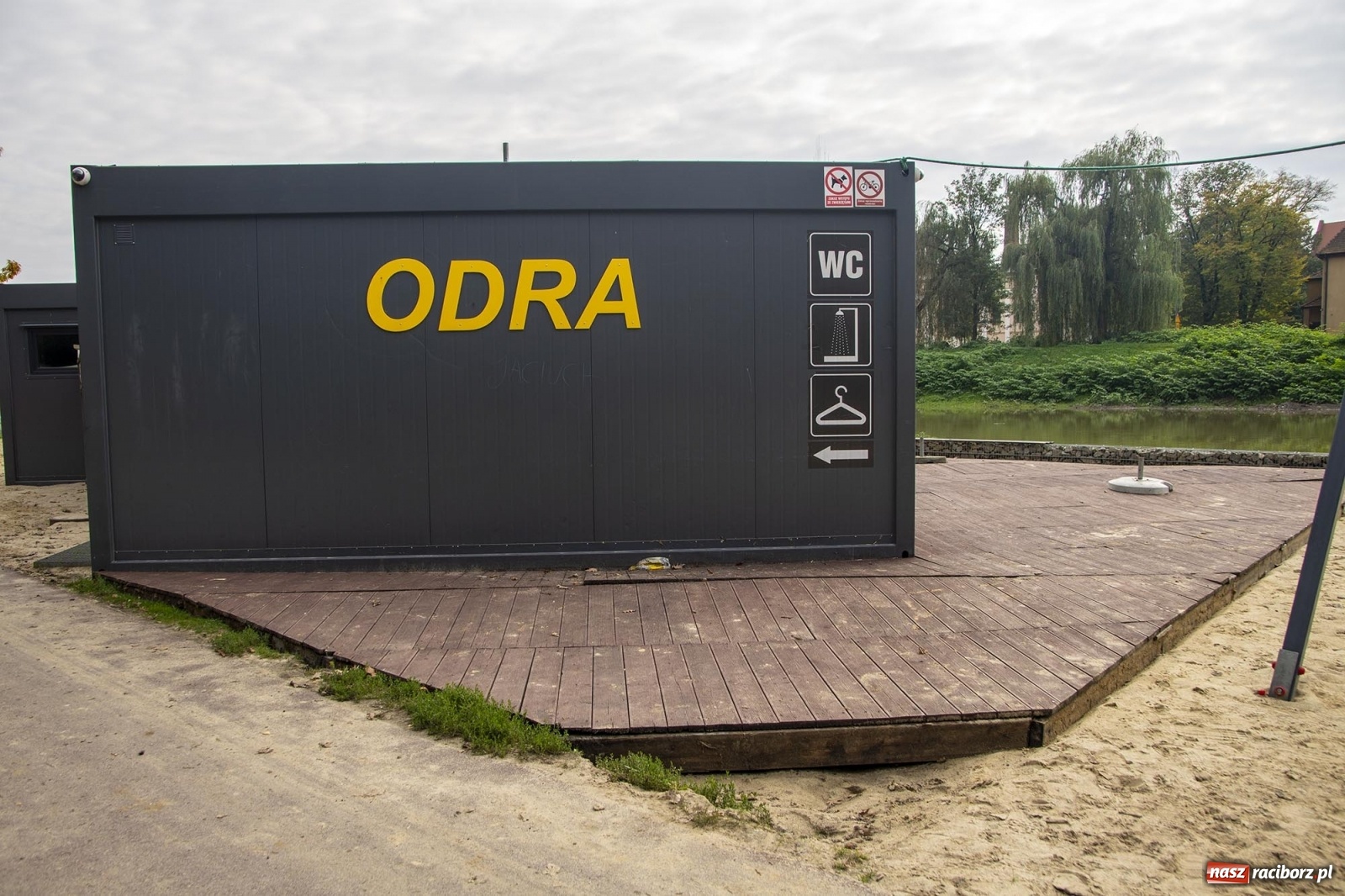 Zdjęcie w galerii na portalu naszraciborz.pl: Wojewoda odwołał pogotowie przeciwpowodziowe. Bulwary w opłakanym stanie wiadomości z regionu