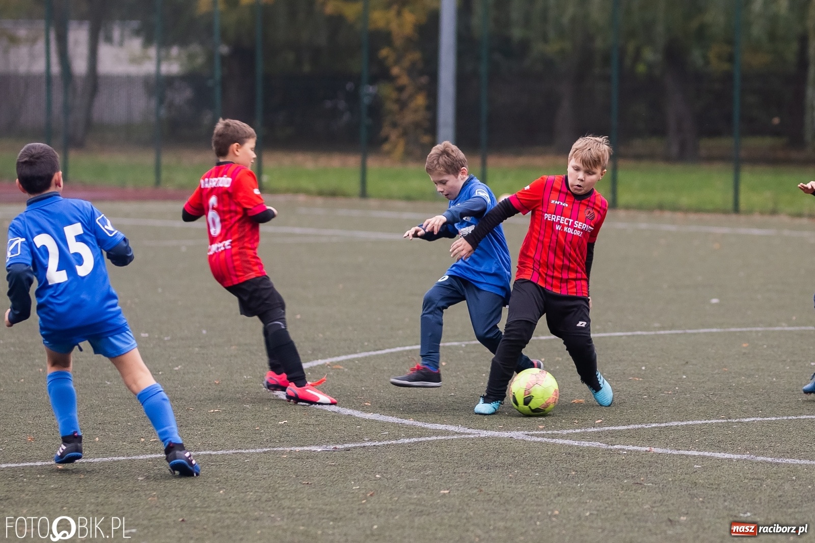 Zdjęcie w galerii na portalu naszraciborz.pl: Dziewiętnaście goli w meczu orlików. Raciborska Unia bez punktów [FOTO] wiadomości z regionu