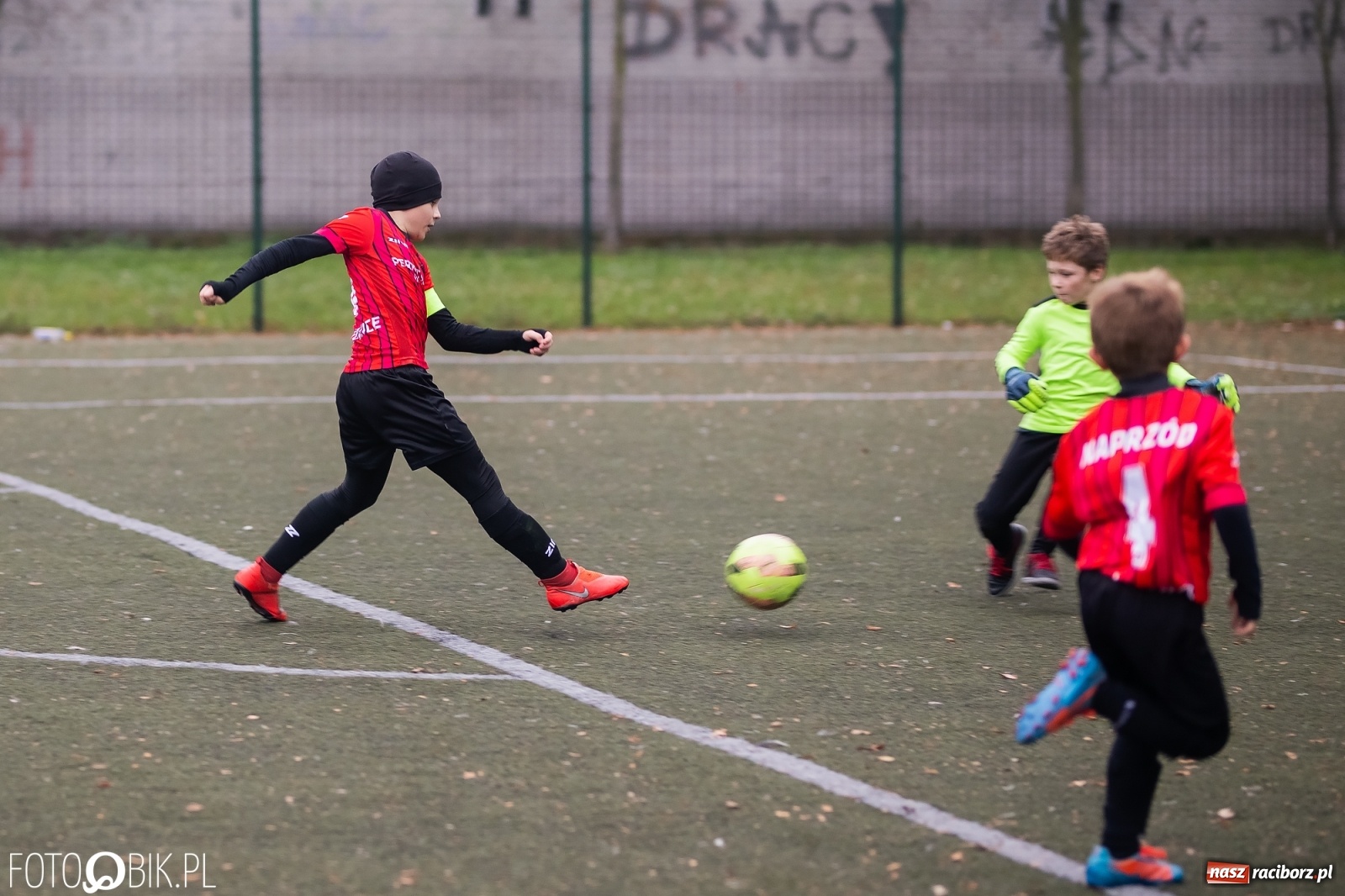 Zdjęcie w galerii na portalu naszraciborz.pl: Dziewiętnaście goli w meczu orlików. Raciborska Unia bez punktów [FOTO] wiadomości z regionu
