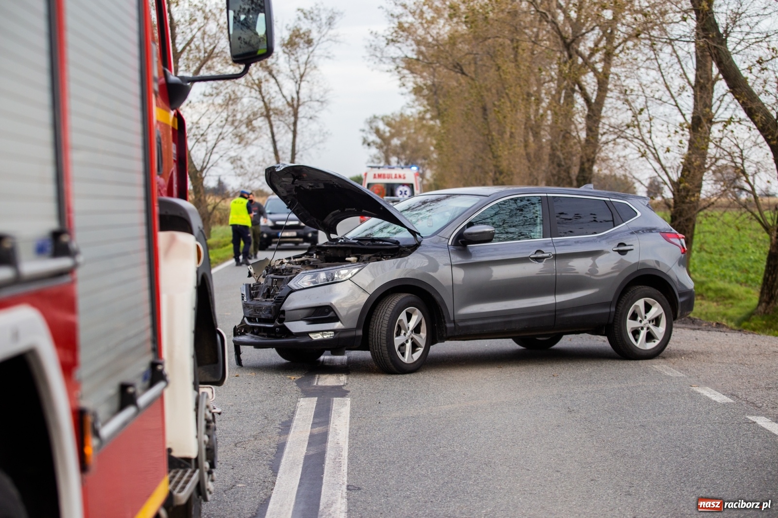Zdjęcie w galerii na portalu naszraciborz.pl: Wypadek w Żerdzinach. Motocykl zderzył się z osobówką [FOTO] wiadomości z regionu