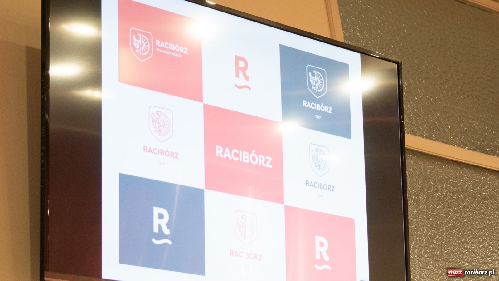 Zdjęcie w galerii na portalu naszraciborz.pl: Racibórz z nowym logo. Radni pochwalili projekt wiadomości z regionu