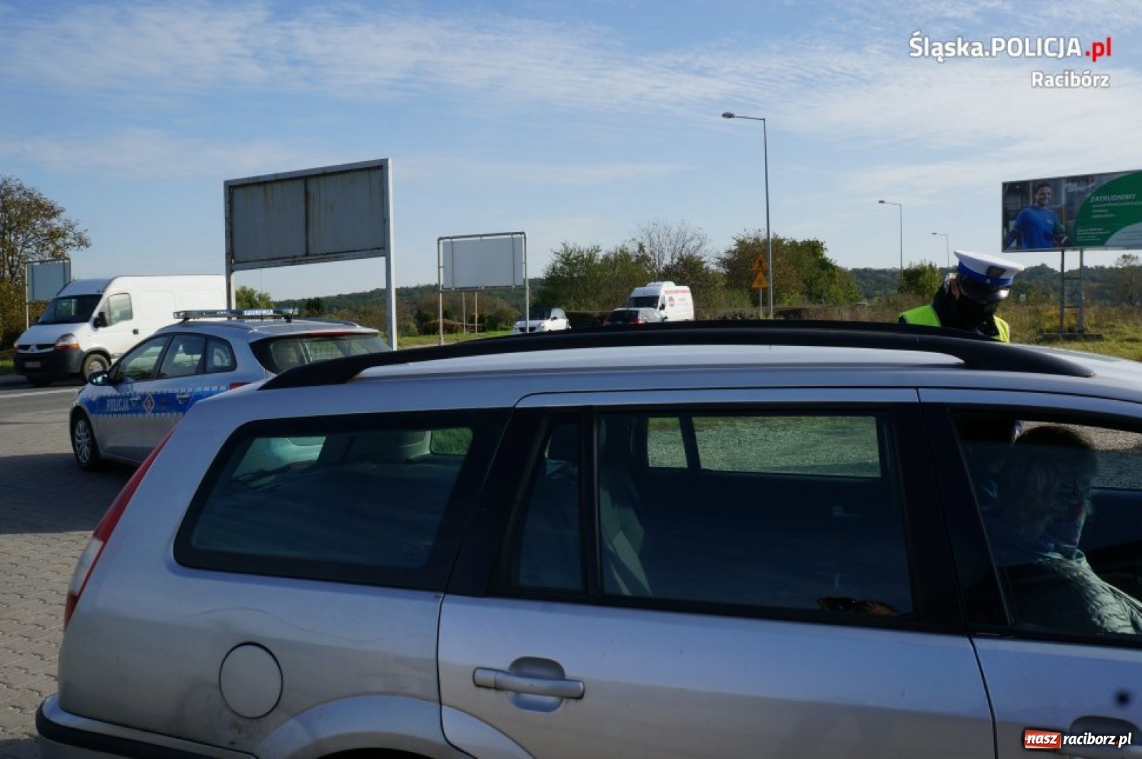 Zdjęcie w galerii na portalu naszraciborz.pl: Raciborska drogówka i diagności kontrolowali ustawienie świateł w pojazdach wiadomości z regionu