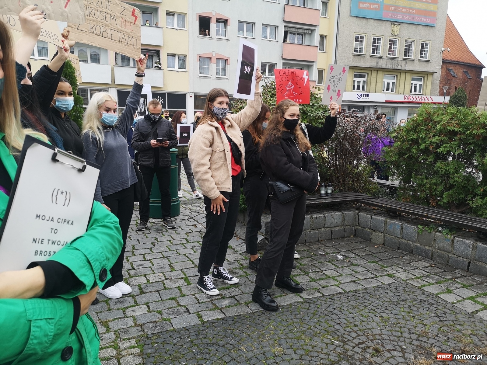 Zdjęcie w galerii na portalu naszraciborz.pl: Kraska: apeluję, by powstrzymać się od gromadzenia się, protesty mogą być bombą biologiczną. Dziś kolejny w Raciborzu  wiadomości z regionu