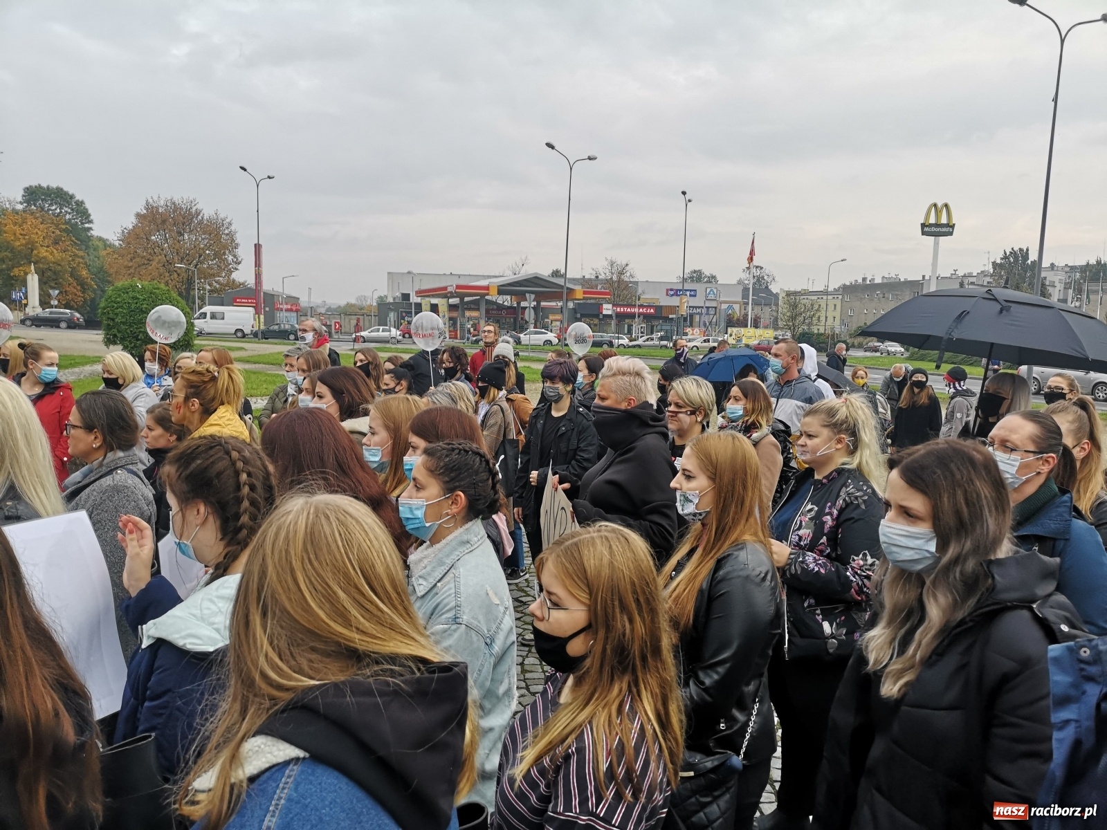 Zdjęcie w galerii na portalu naszraciborz.pl: Kraska: apeluję, by powstrzymać się od gromadzenia się, protesty mogą być bombą biologiczną. Dziś kolejny w Raciborzu  wiadomości z regionu