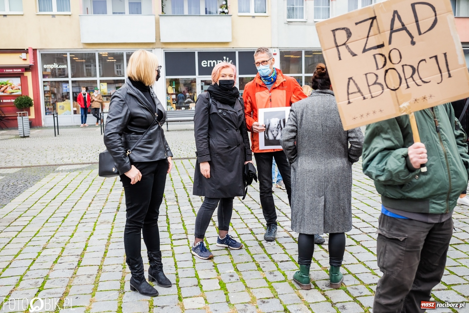 Zdjęcie w galerii na portalu naszraciborz.pl: Kraska: apeluję, by powstrzymać się od gromadzenia się, protesty mogą być bombą biologiczną. Dziś kolejny w Raciborzu  wiadomości z regionu