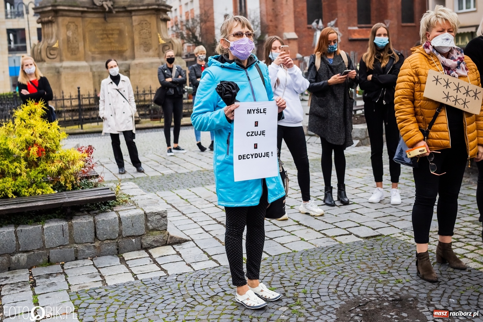 Zdjęcie w galerii na portalu naszraciborz.pl: Kraska: apeluję, by powstrzymać się od gromadzenia się, protesty mogą być bombą biologiczną. Dziś kolejny w Raciborzu  wiadomości z regionu