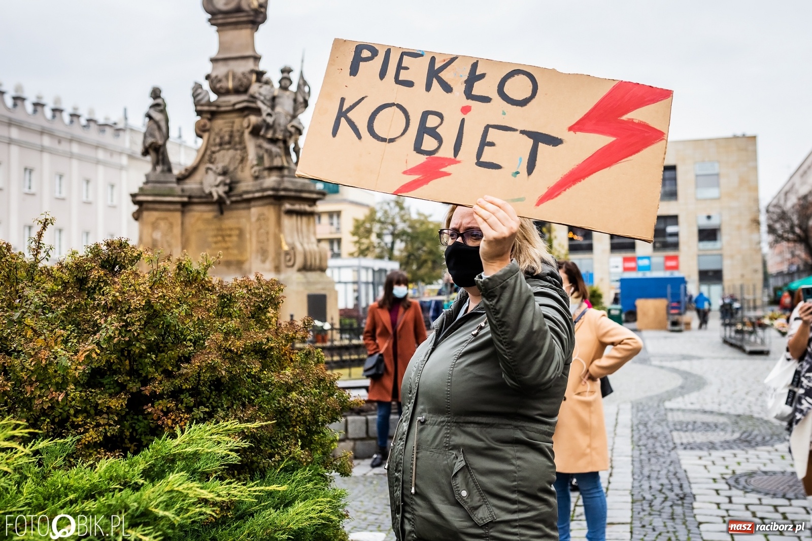 Zdjęcie w galerii na portalu naszraciborz.pl: Kraska: apeluję, by powstrzymać się od gromadzenia się, protesty mogą być bombą biologiczną. Dziś kolejny w Raciborzu  wiadomości z regionu