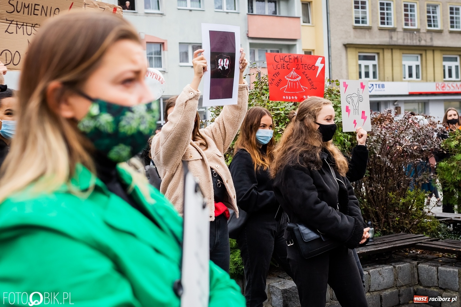 Zdjęcie w galerii na portalu naszraciborz.pl: Kraska: apeluję, by powstrzymać się od gromadzenia się, protesty mogą być bombą biologiczną. Dziś kolejny w Raciborzu  wiadomości z regionu