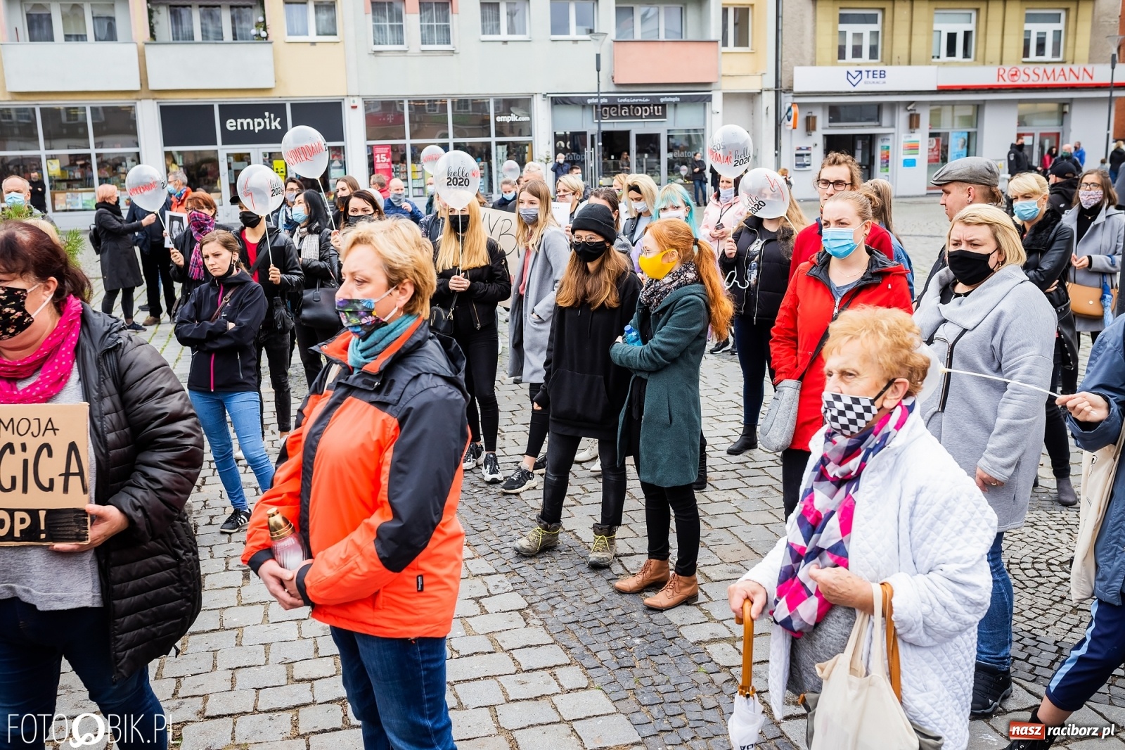 Zdjęcie w galerii na portalu naszraciborz.pl: Kraska: apeluję, by powstrzymać się od gromadzenia się, protesty mogą być bombą biologiczną. Dziś kolejny w Raciborzu  wiadomości z regionu