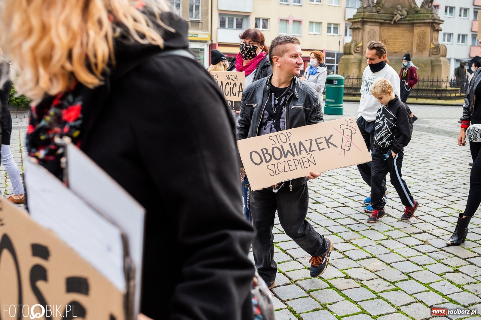 Zdjęcie w galerii na portalu naszraciborz.pl: Kraska: apeluję, by powstrzymać się od gromadzenia się, protesty mogą być bombą biologiczną. Dziś kolejny w Raciborzu  wiadomości z regionu