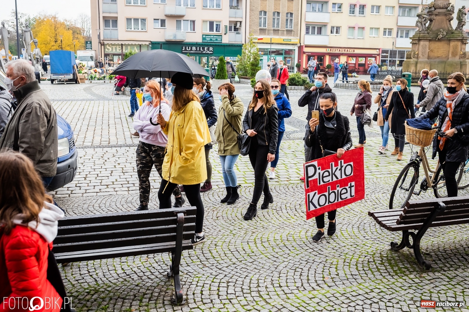 Zdjęcie w galerii na portalu naszraciborz.pl: Kraska: apeluję, by powstrzymać się od gromadzenia się, protesty mogą być bombą biologiczną. Dziś kolejny w Raciborzu  wiadomości z regionu
