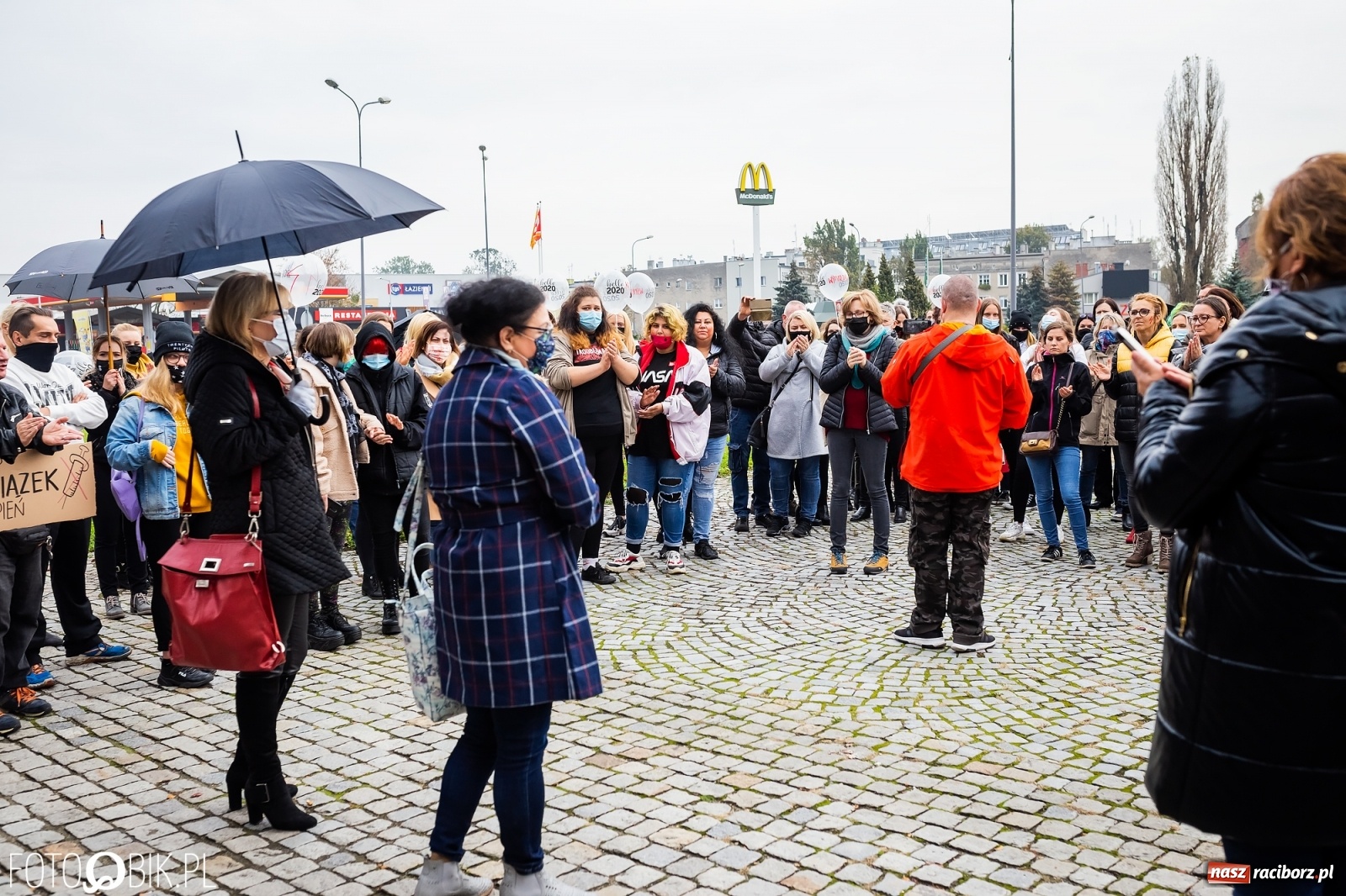 Zdjęcie w galerii na portalu naszraciborz.pl: Kraska: apeluję, by powstrzymać się od gromadzenia się, protesty mogą być bombą biologiczną. Dziś kolejny w Raciborzu  wiadomości z regionu