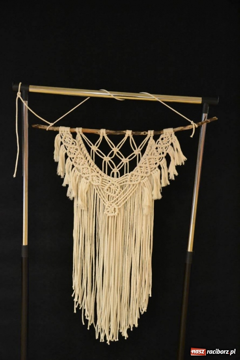 Zdjęcie w galerii na portalu naszraciborz.pl: Makrama. Krok po kroku. Warsztaty na zamku wiadomości z regionu