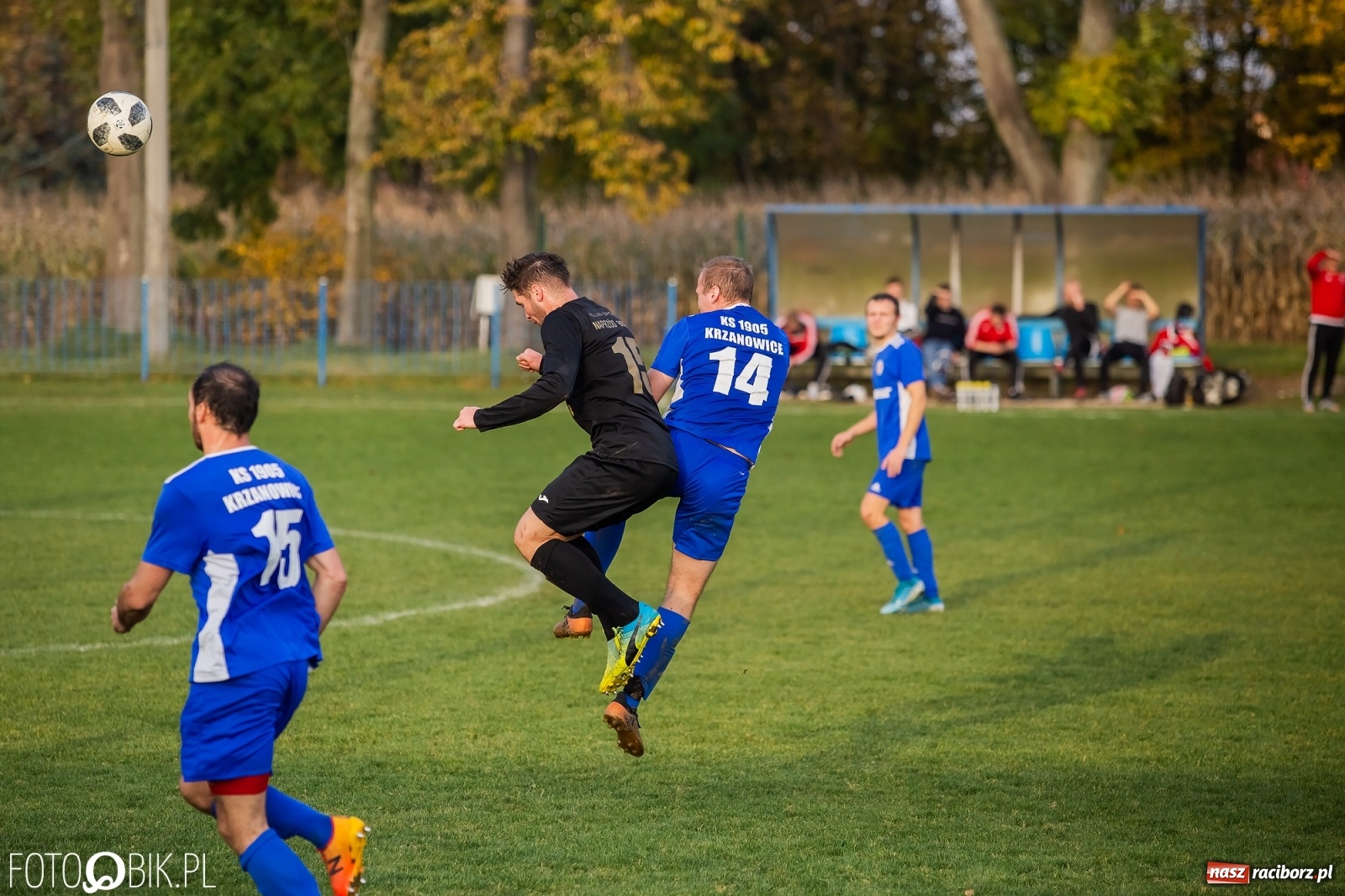 Zdjęcie w galerii na portalu naszraciborz.pl: Derby gminy Krzanowice. Udany rewanż Borucina [FOTO] wiadomości z regionu