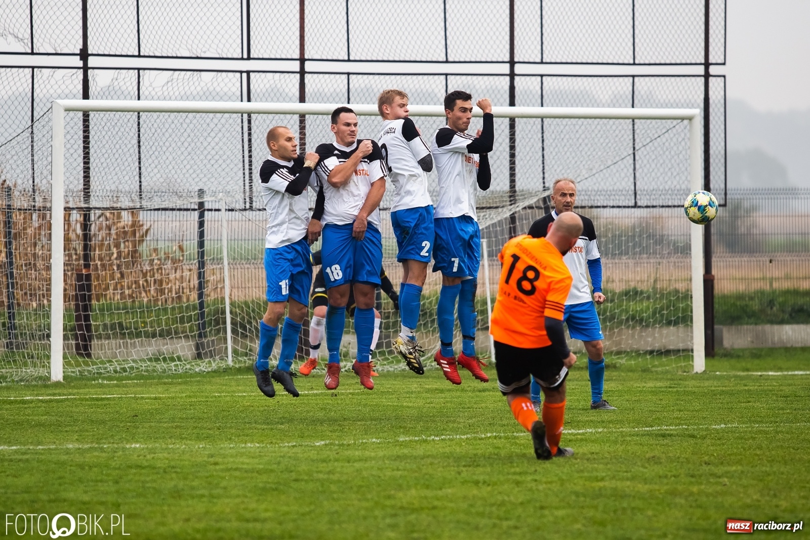 Zdjęcie w galerii na portalu naszraciborz.pl: A klasa. Tomasz Wardęga katem Studziennej [FOTO] wiadomości z regionu