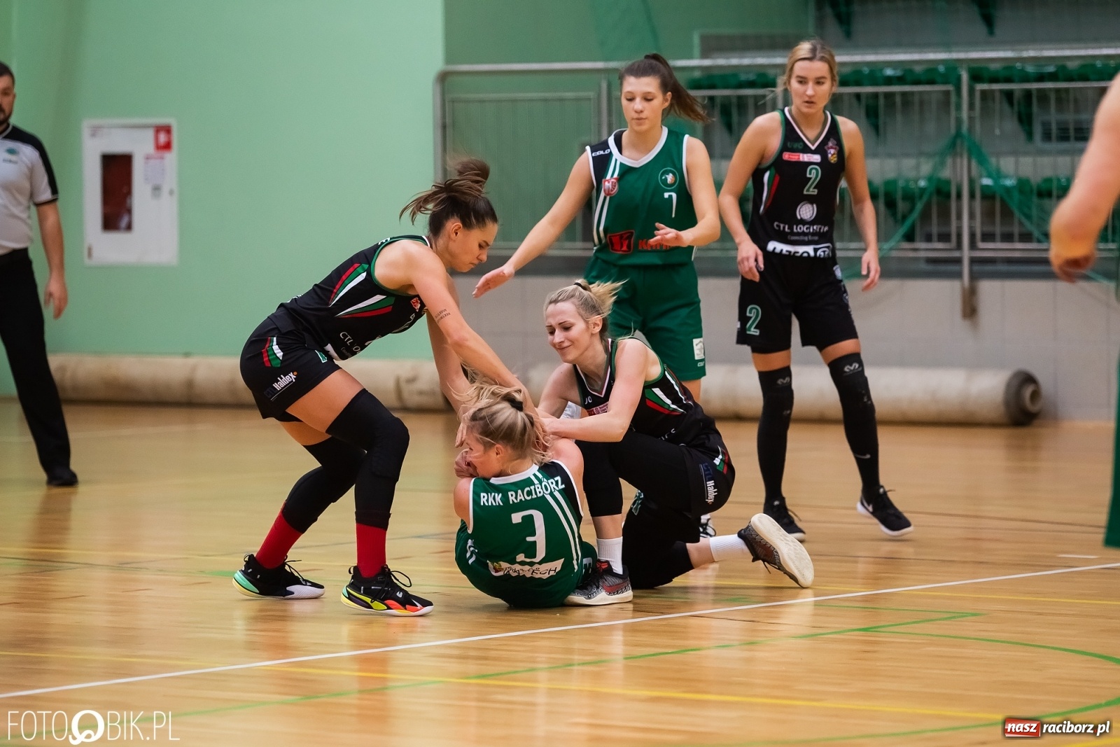 Zdjęcie w galerii na portalu naszraciborz.pl: Koszykówka. RKK bez szans w starciu z Zabłębiem Sosnowiec [FOTO i WIDEO] wiadomości z regionu