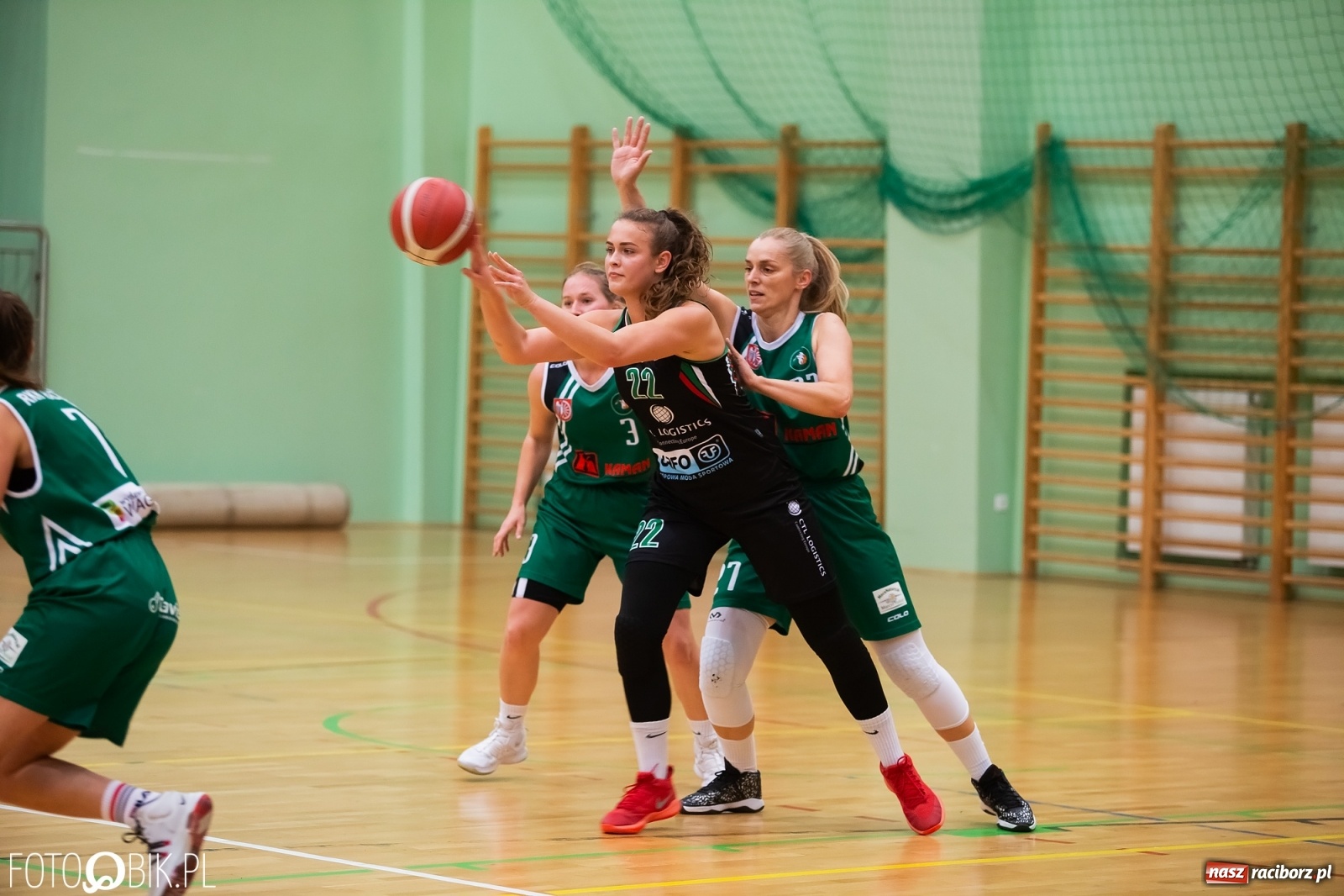 Zdjęcie w galerii na portalu naszraciborz.pl: Koszykówka. RKK bez szans w starciu z Zabłębiem Sosnowiec [FOTO i WIDEO] wiadomości z regionu