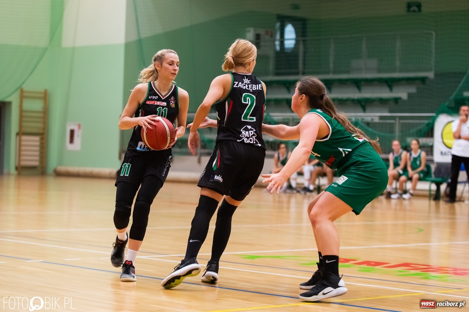 Zdjęcie w galerii na portalu naszraciborz.pl: Koszykówka. RKK bez szans w starciu z Zabłębiem Sosnowiec [FOTO i WIDEO] wiadomości z regionu