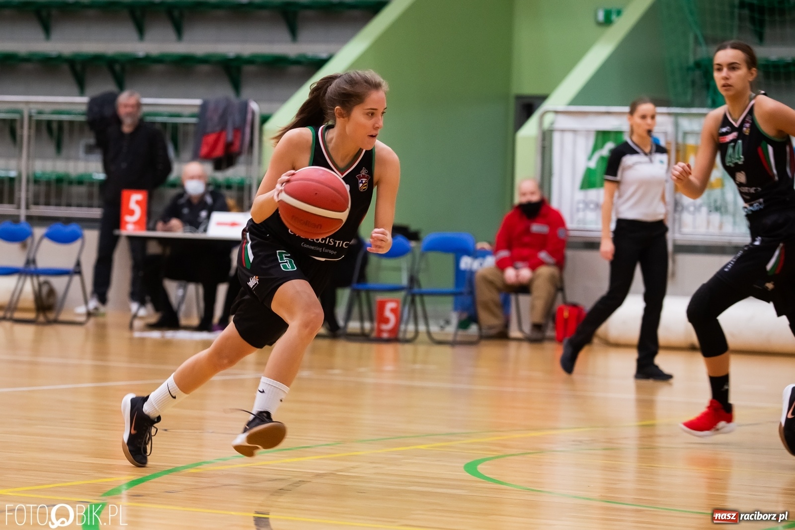 Zdjęcie w galerii na portalu naszraciborz.pl: Koszykówka. RKK bez szans w starciu z Zabłębiem Sosnowiec [FOTO i WIDEO] wiadomości z regionu