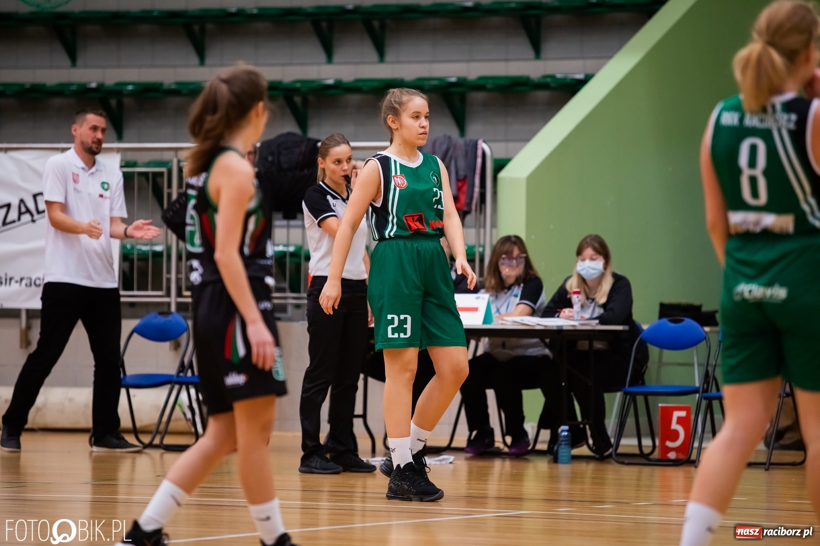 Zdjęcie w galerii na portalu naszraciborz.pl: Koszykówka. RKK bez szans w starciu z Zabłębiem Sosnowiec [FOTO i WIDEO] wiadomości z regionu