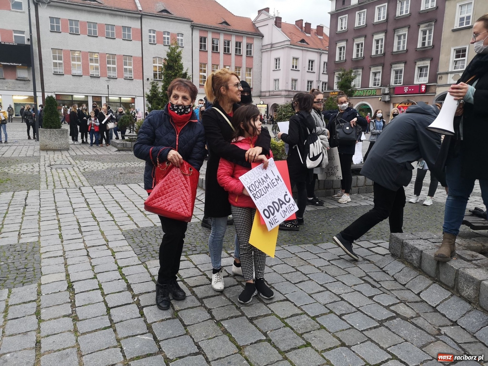 Zdjęcie w galerii na portalu naszraciborz.pl: Zakaz aborcji. Racibórz znów protestuje [WIDEO] wiadomości z regionu