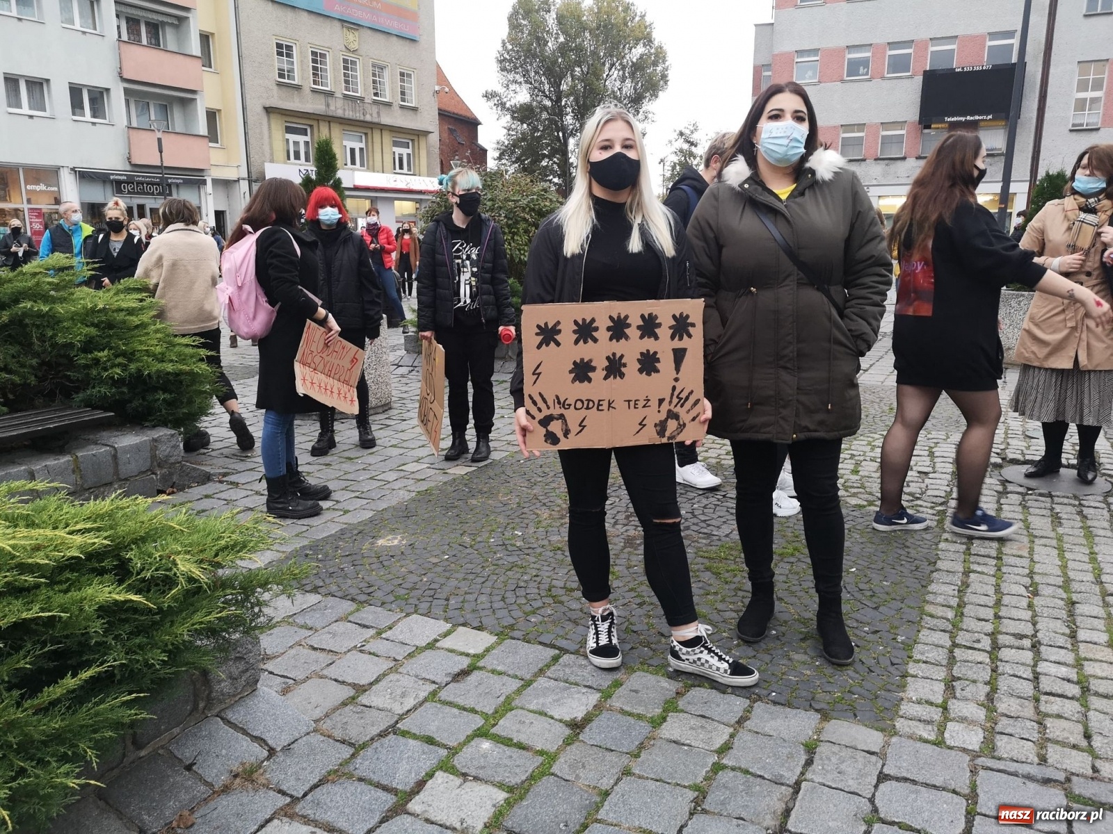 Zdjęcie w galerii na portalu naszraciborz.pl: Zakaz aborcji. Racibórz znów protestuje [WIDEO] wiadomości z regionu