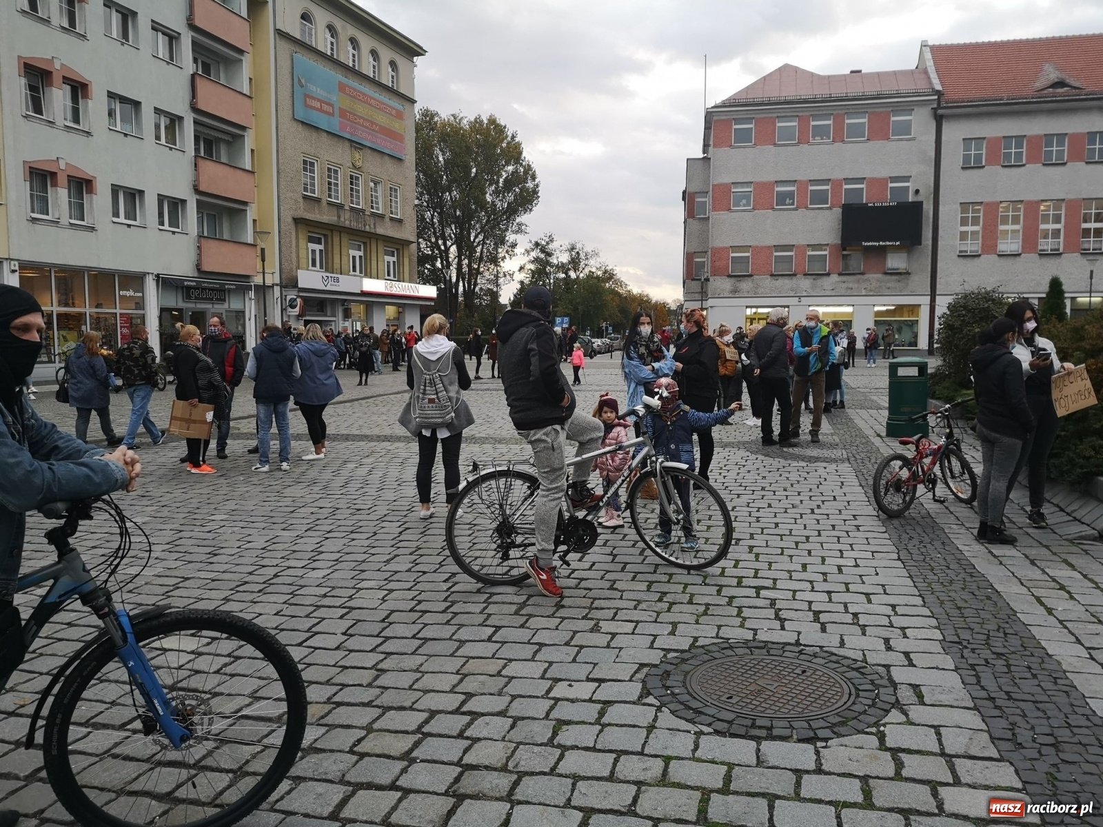 Zdjęcie w galerii na portalu naszraciborz.pl: Zakaz aborcji. Racibórz znów protestuje [WIDEO] wiadomości z regionu