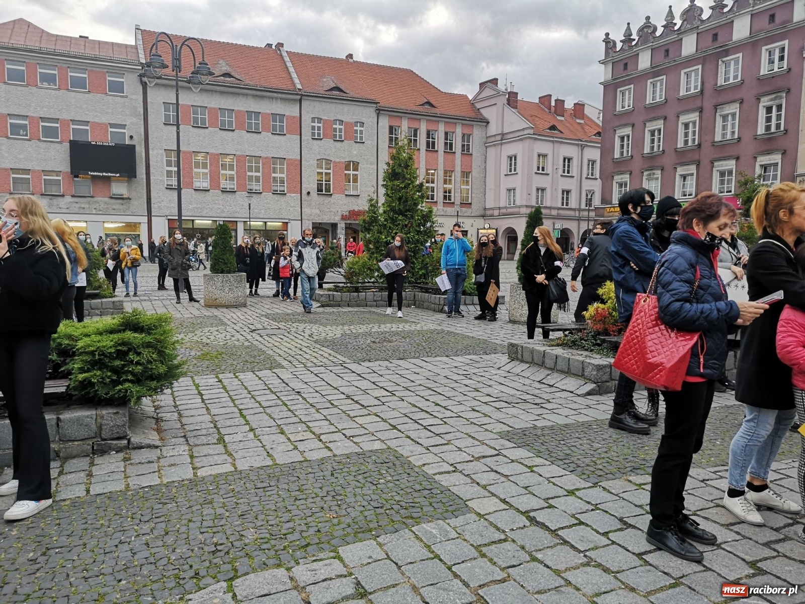 Zdjęcie w galerii na portalu naszraciborz.pl: Zakaz aborcji. Racibórz znów protestuje [WIDEO] wiadomości z regionu