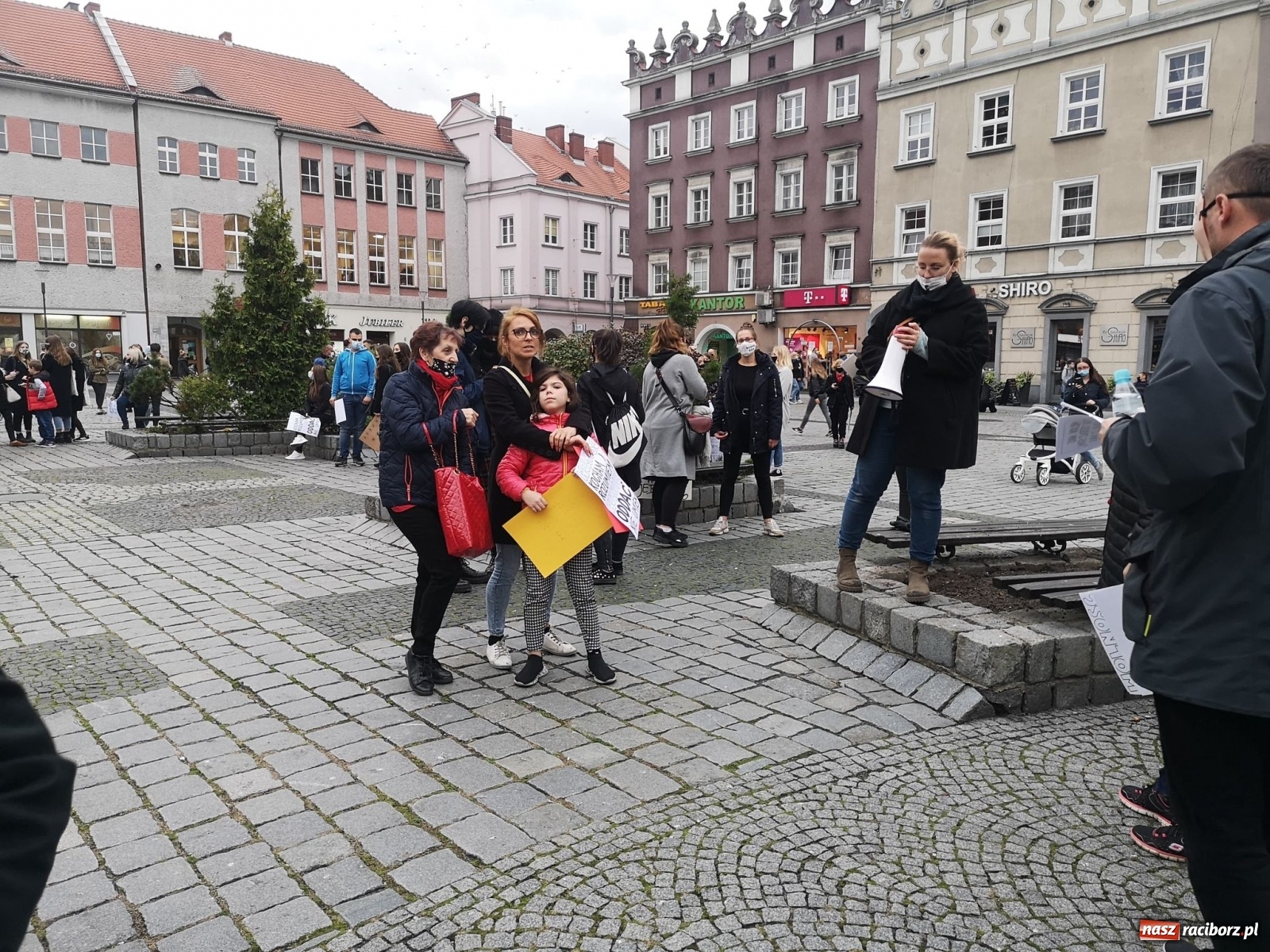 Zdjęcie w galerii na portalu naszraciborz.pl: Zakaz aborcji. Racibórz znów protestuje [WIDEO] wiadomości z regionu