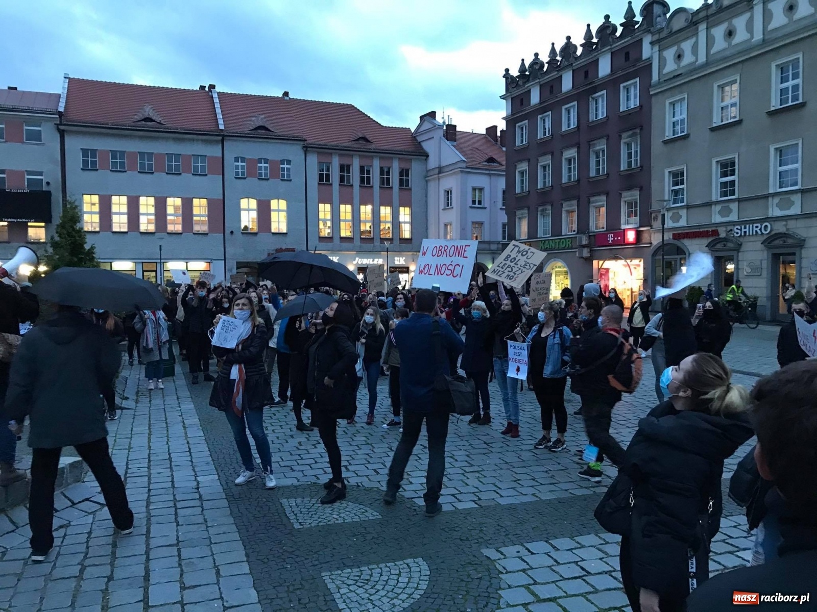 Zdjęcie w galerii na portalu naszraciborz.pl: Zakaz aborcji. Racibórz znów protestuje [WIDEO] wiadomości z regionu
