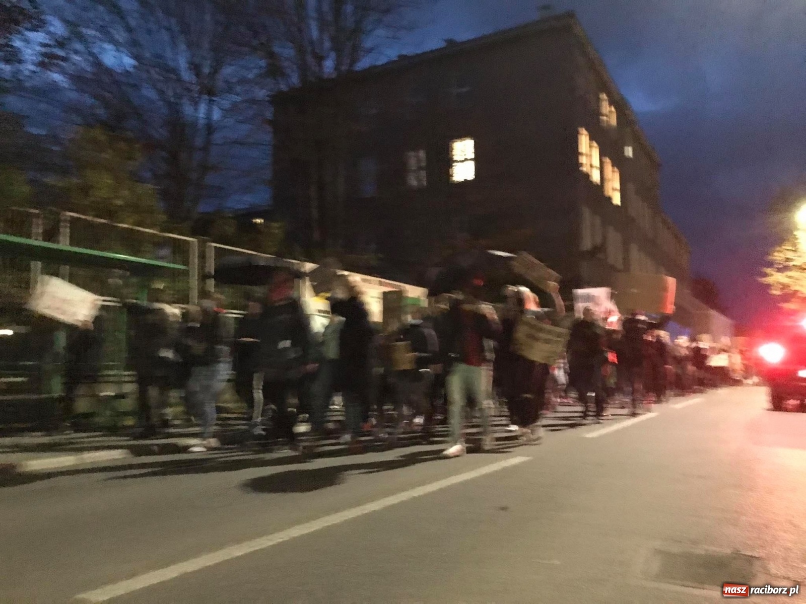 Zdjęcie w galerii na portalu naszraciborz.pl: Zakaz aborcji. Racibórz znów protestuje [WIDEO] wiadomości z regionu