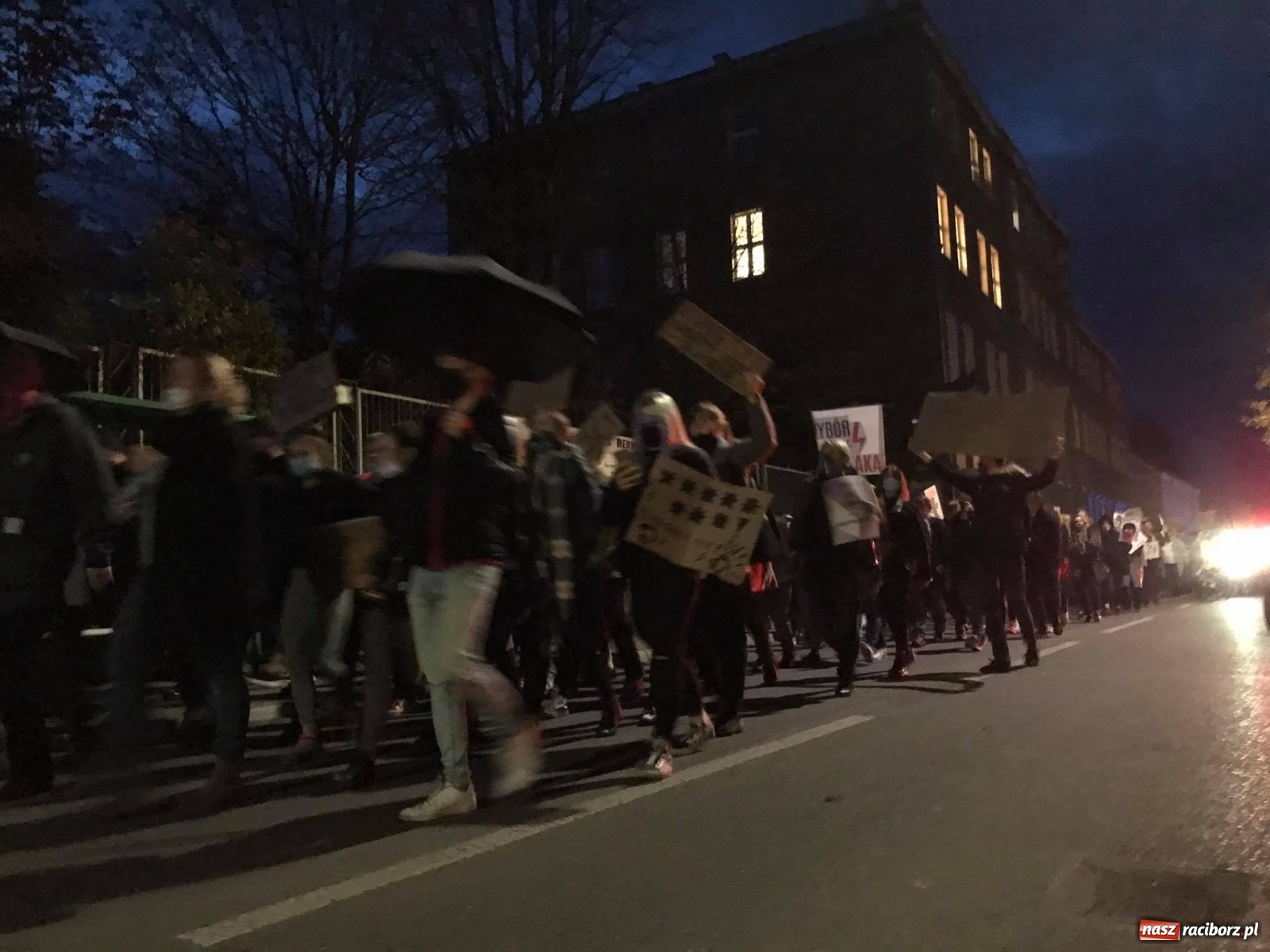 Zdjęcie w galerii na portalu naszraciborz.pl: Zakaz aborcji. Racibórz znów protestuje [WIDEO] wiadomości z regionu