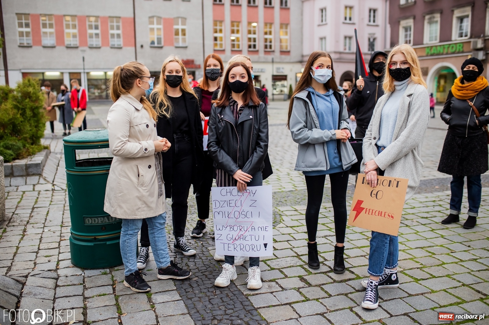 Zdjęcie w galerii na portalu naszraciborz.pl: Zakaz aborcji. Racibórz znów protestuje [WIDEO] wiadomości z regionu