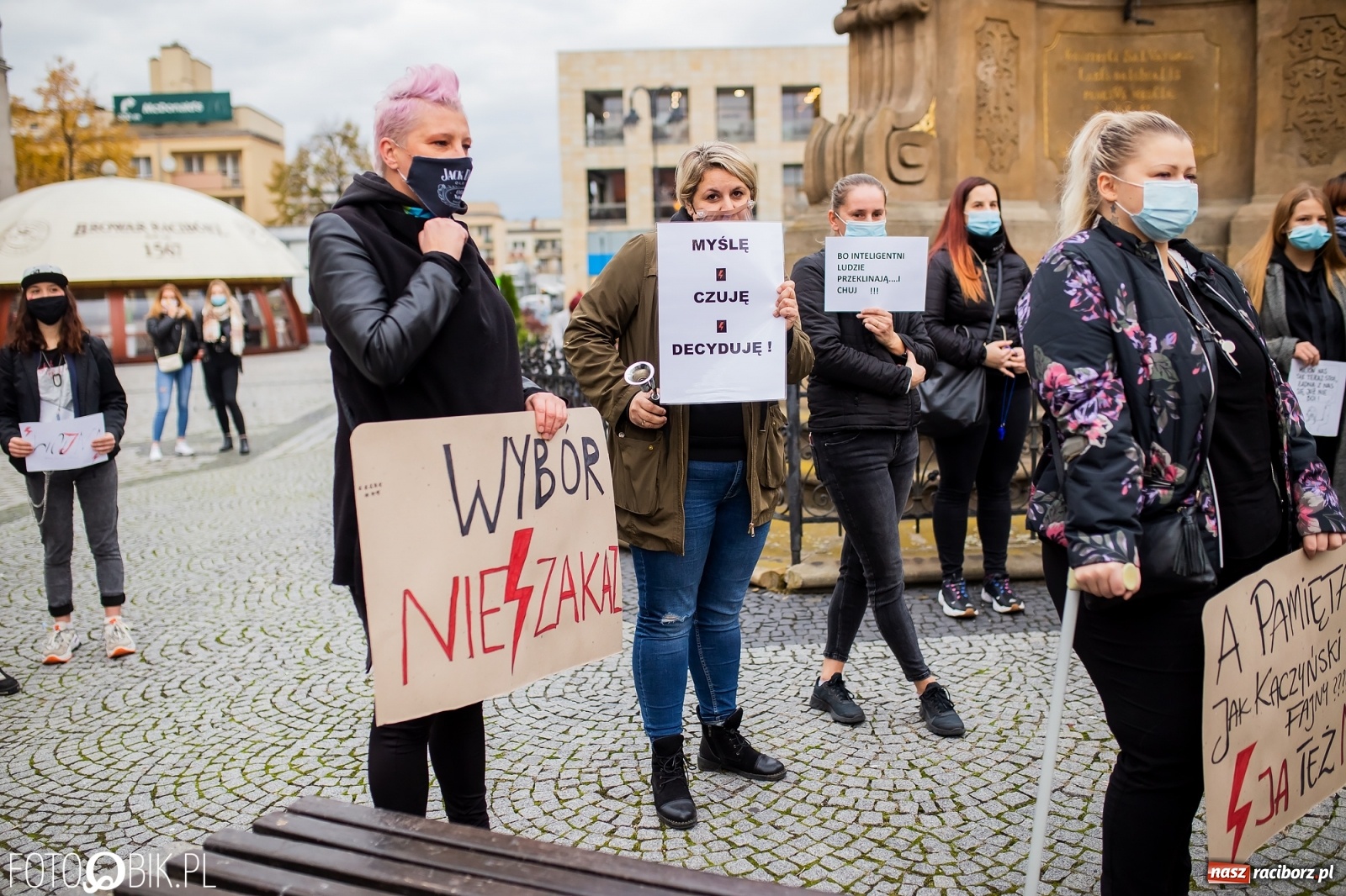 Zdjęcie w galerii na portalu naszraciborz.pl: Zakaz aborcji. Racibórz znów protestuje [WIDEO] wiadomości z regionu