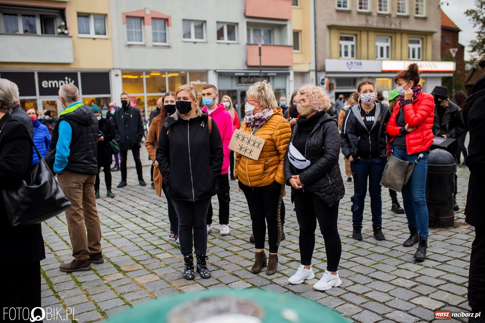 Zdjęcie w galerii na portalu naszraciborz.pl: Zakaz aborcji. Racibórz znów protestuje [WIDEO] wiadomości z regionu