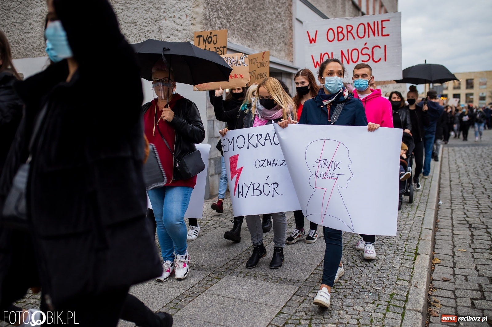Zdjęcie w galerii na portalu naszraciborz.pl: Zakaz aborcji. Racibórz znów protestuje [WIDEO] wiadomości z regionu