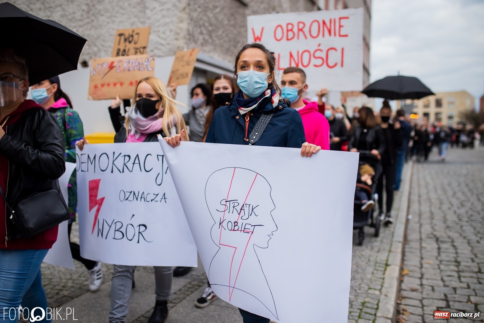 Zdjęcie w galerii na portalu naszraciborz.pl: Zakaz aborcji. Racibórz znów protestuje [WIDEO] wiadomości z regionu
