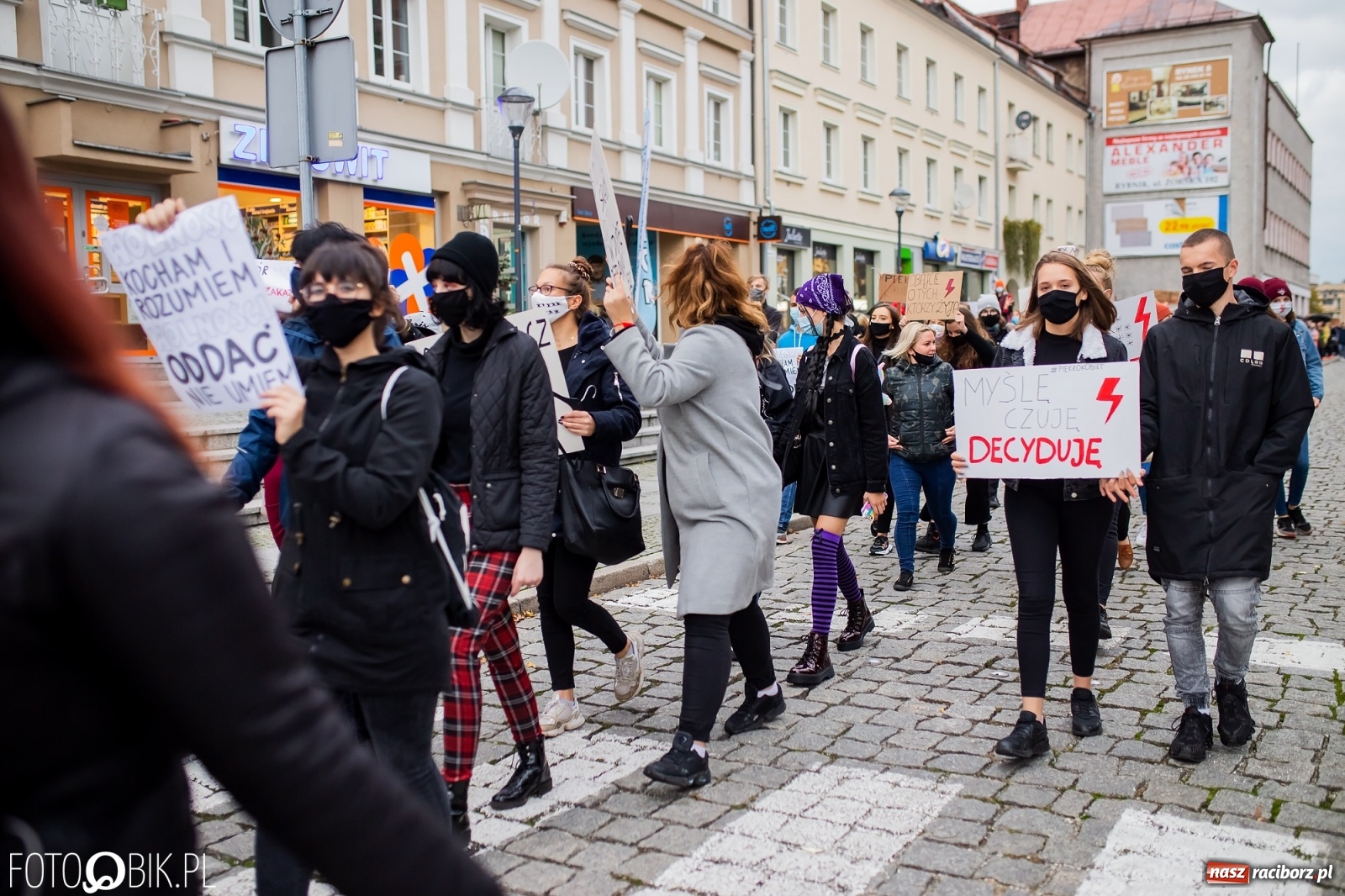Zdjęcie w galerii na portalu naszraciborz.pl: Zakaz aborcji. Racibórz znów protestuje [WIDEO] wiadomości z regionu