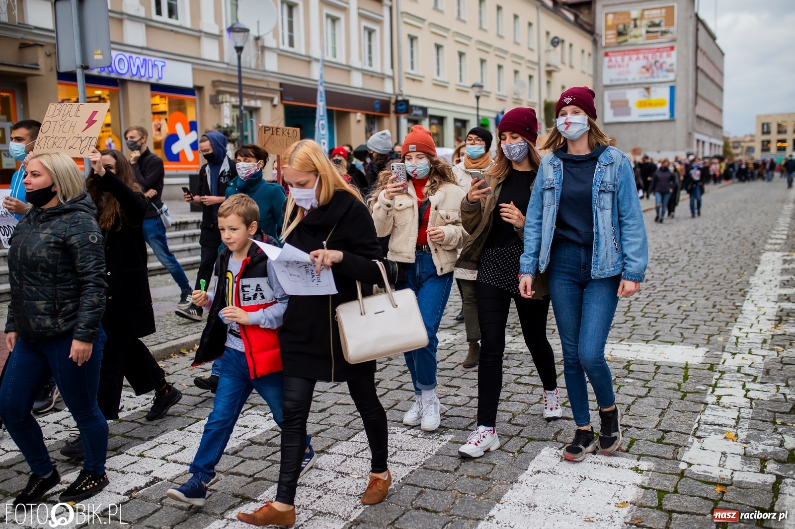 Zdjęcie w galerii na portalu naszraciborz.pl: Zakaz aborcji. Racibórz znów protestuje [WIDEO] wiadomości z regionu