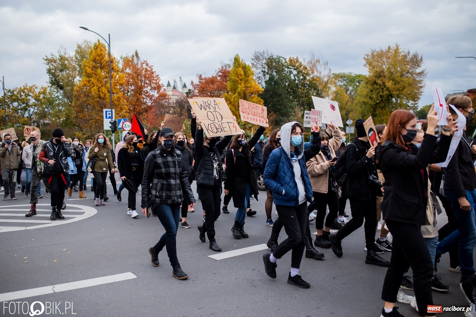 Zdjęcie w galerii na portalu naszraciborz.pl: Zakaz aborcji. Racibórz znów protestuje [WIDEO] wiadomości z regionu