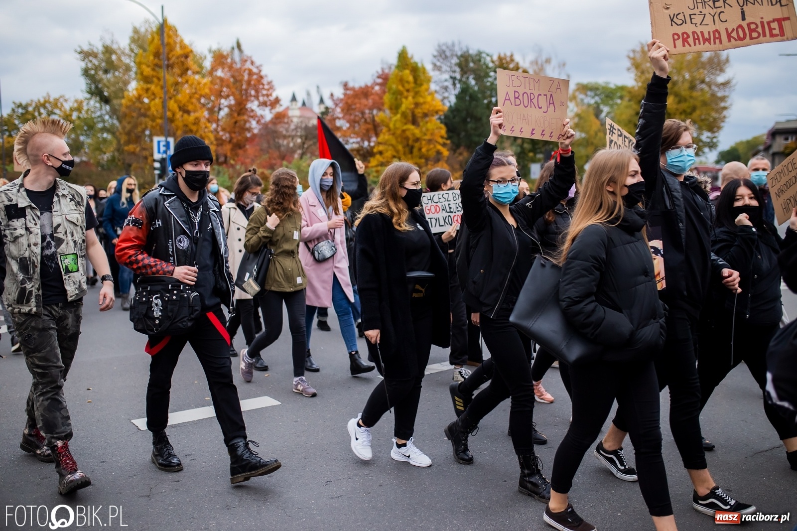 Zdjęcie w galerii na portalu naszraciborz.pl: Zakaz aborcji. Racibórz znów protestuje [WIDEO] wiadomości z regionu